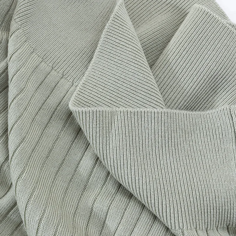 Damen Geripptes Kurzarm-Strickshirt mit Rundhalsausschnitt und Schlüsselloch-Detail Drune