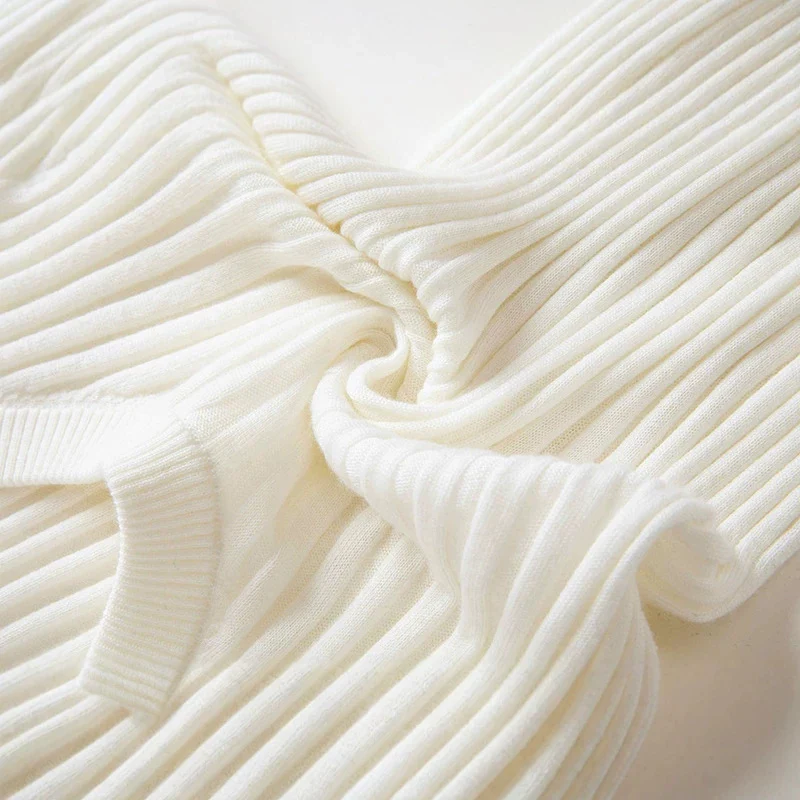 Damen Geripptes Feinstrickshirt mit tiefem U-Ausschnitt und halblangen Ärmeln Drune