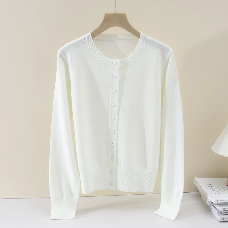Damen Feinstrick-Cardigan mit Rundhalsausschnitt und Perlmuttknöpfen Drune