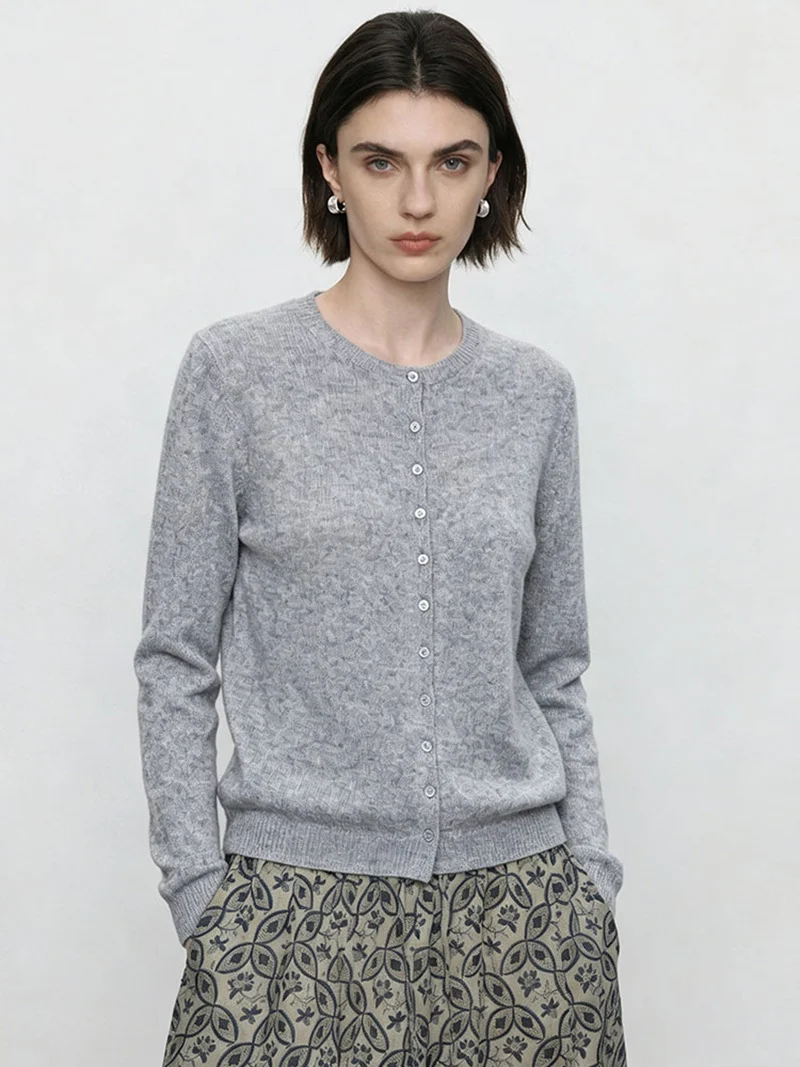 Damen Feinstrick-Cardigan mit Rundhals und durchgehender Knopfleiste Drune