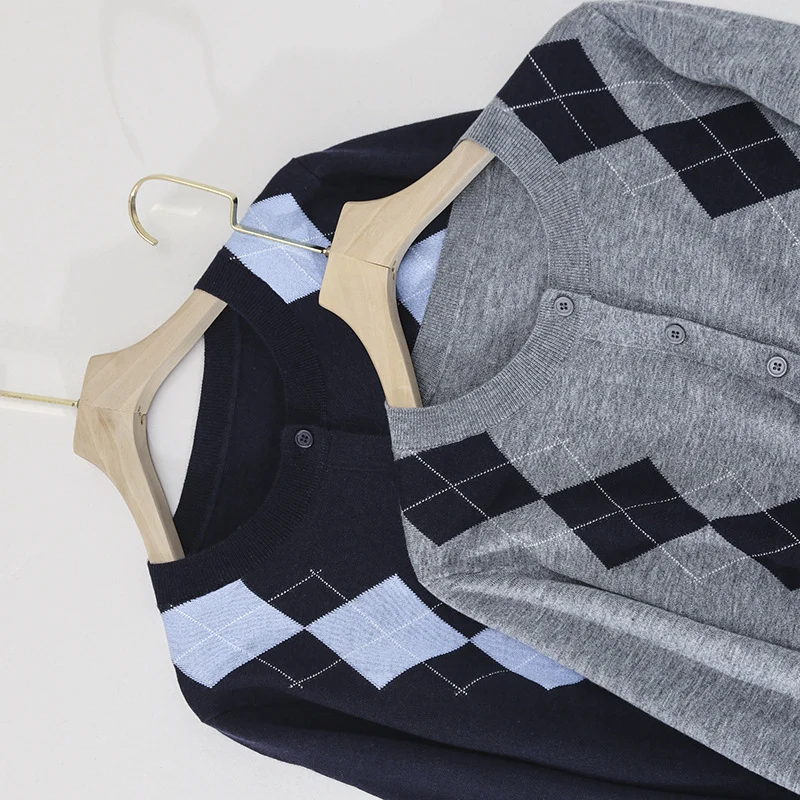 Damen Feinstrick-Cardigan mit Rautenintarsien und Knopfleiste Drune