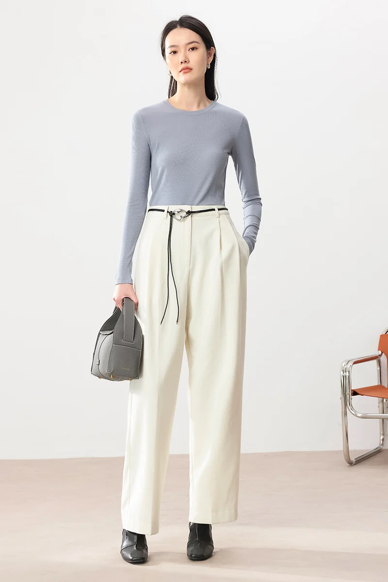 Damen Feines Ripp-Langarmshirt mit Rollkragen und Volantkanten Drune