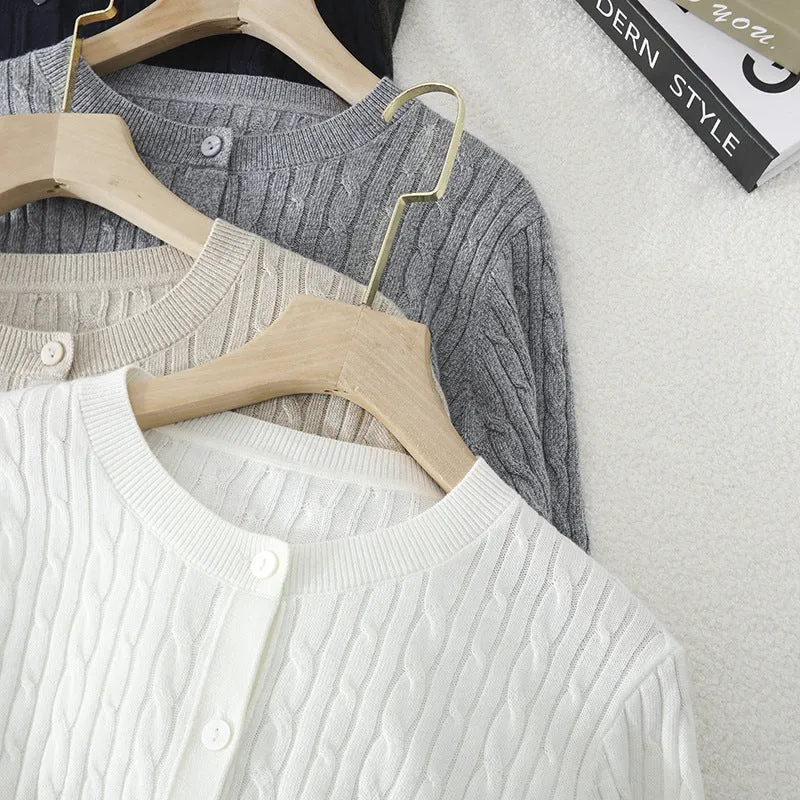 Damen Feiner Zopfmuster-Cardigan mit Rundhals und durchgehender Knopfleiste Drune