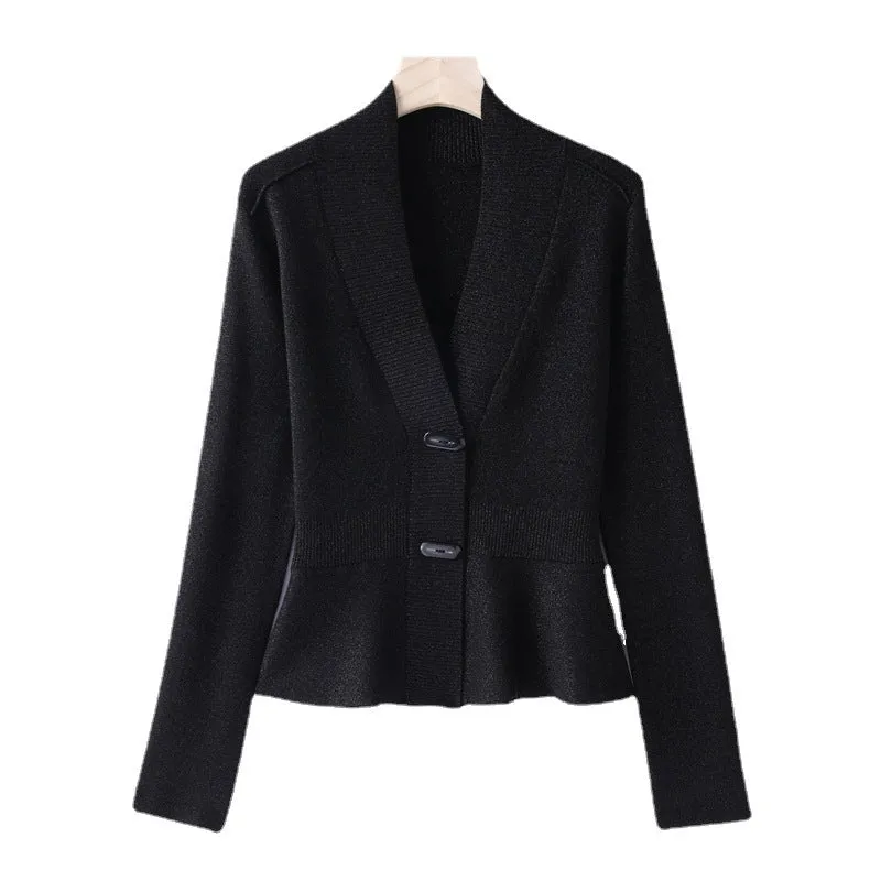 Damen Feiner Strickcardigan mit Schalkragen, taillenbetontem Peplum und Zierknopfleiste Drune