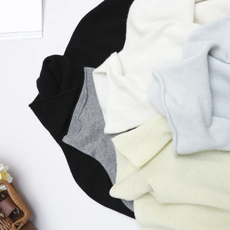 Damen Feiner Rollkragenpullover aus leichtem Feinstrick mit geripptem Saum und schmaler Silhouette Drune