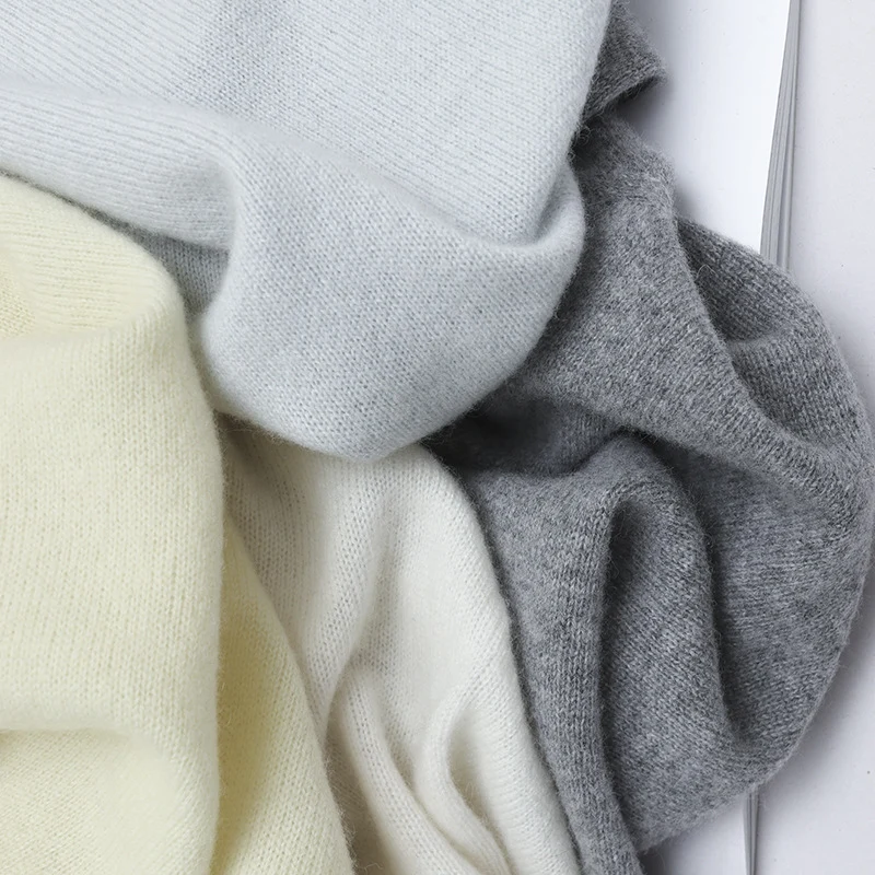 Damen Feiner Rollkragenpullover aus leichtem Feinstrick mit geripptem Saum und schmaler Silhouette Drune