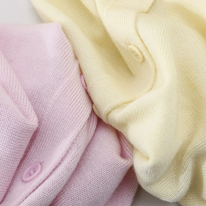 Damen Feiner Knopf-Cardigan mit Rundhalsausschnitt, schmaler Passform und Rippenabschlüssen Drune