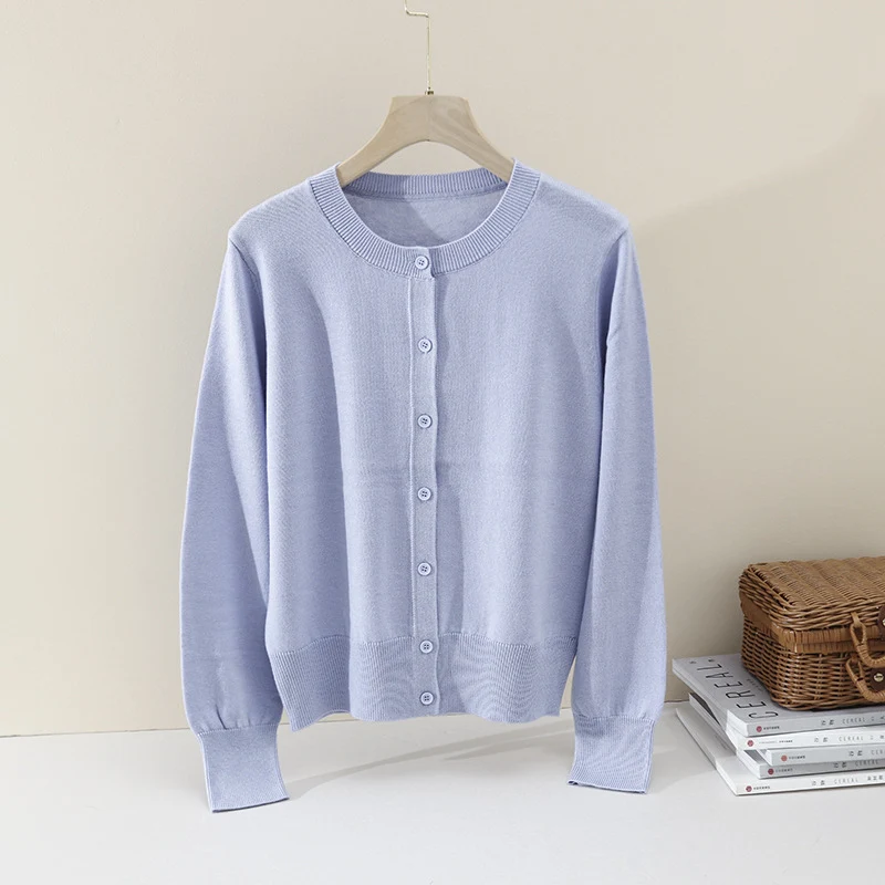 Damen Feiner Knopf-Cardigan mit Rundhalsausschnitt, schmaler Passform und Rippenabschlüssen Drune
