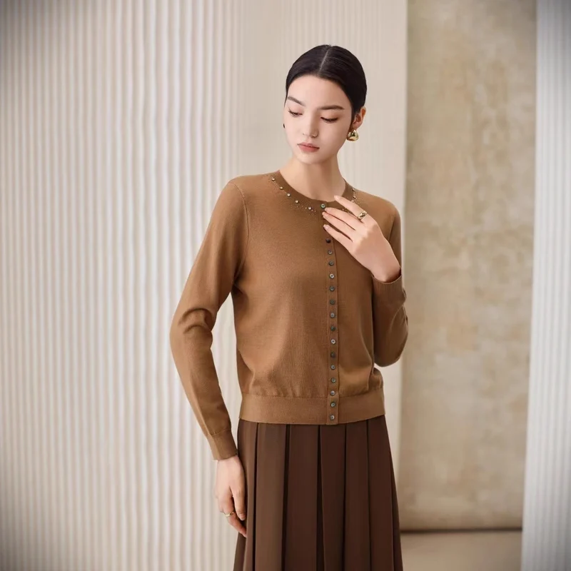 Damen Feiner Feinstrick-Cardigan mit Perlendekor am Rundhalsausschnitt Drune