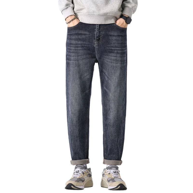 Herren Relaxed-Straight Denim-Jeans mit dezenter Used‑Optik und gekrempeltem Saum Drune