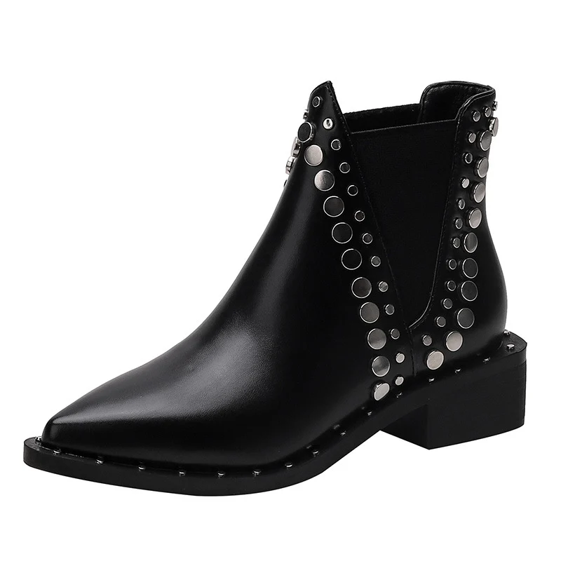 Damen Western-inspirierte Kurzschaft-Ankle-Boots mit spitzer Zehenpartie und Nietenbesatz Drune