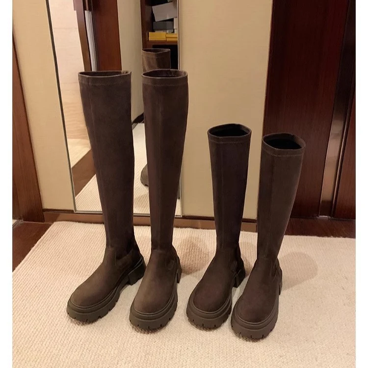 Damen Wadenhohe Veloursleder-Stiefel mit markanter Lug‑Profilsohle und elastischem Schlupfschaft Drune