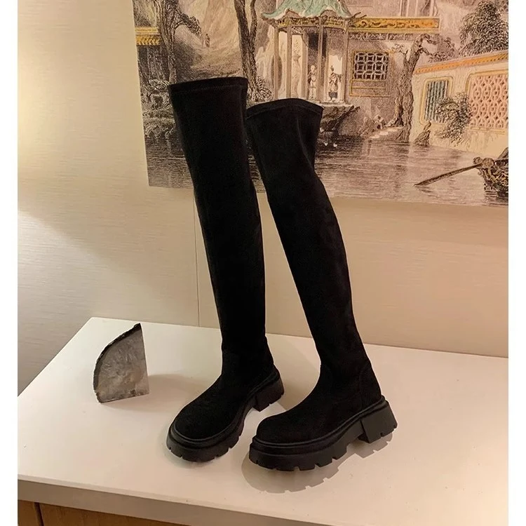 Damen Wadenhohe Veloursleder-Stiefel mit markanter Lug‑Profilsohle und elastischem Schlupfschaft Drune