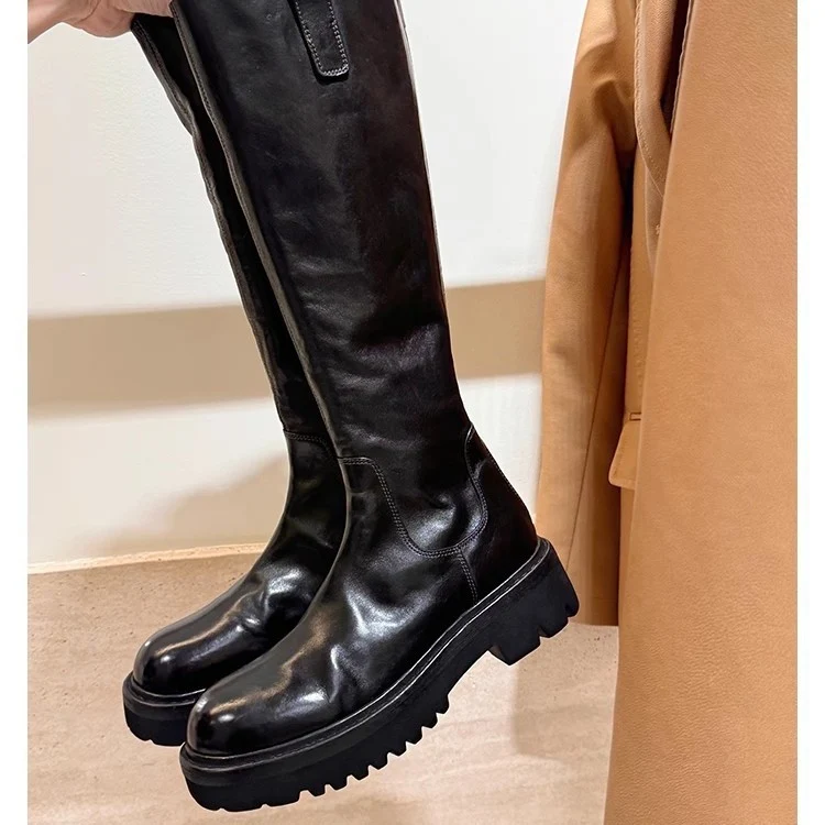 Damen Schlanke Langschaft-Stiefel aus Glattleder mit robuster Profilsohle Drune