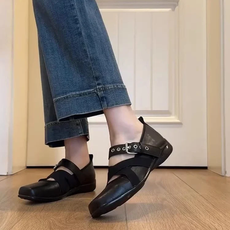 Damen Mary-Jane-Slipper mit quadratischer Zehenpartie, gekreuzten Elastikriemen und Ziergurt Drune