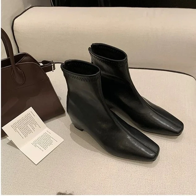 Damen Knöchelhohe Leder-Stiefelette mit quadratischer Zehenpartie, Mittelnähte und elastischem Schaft Drune
