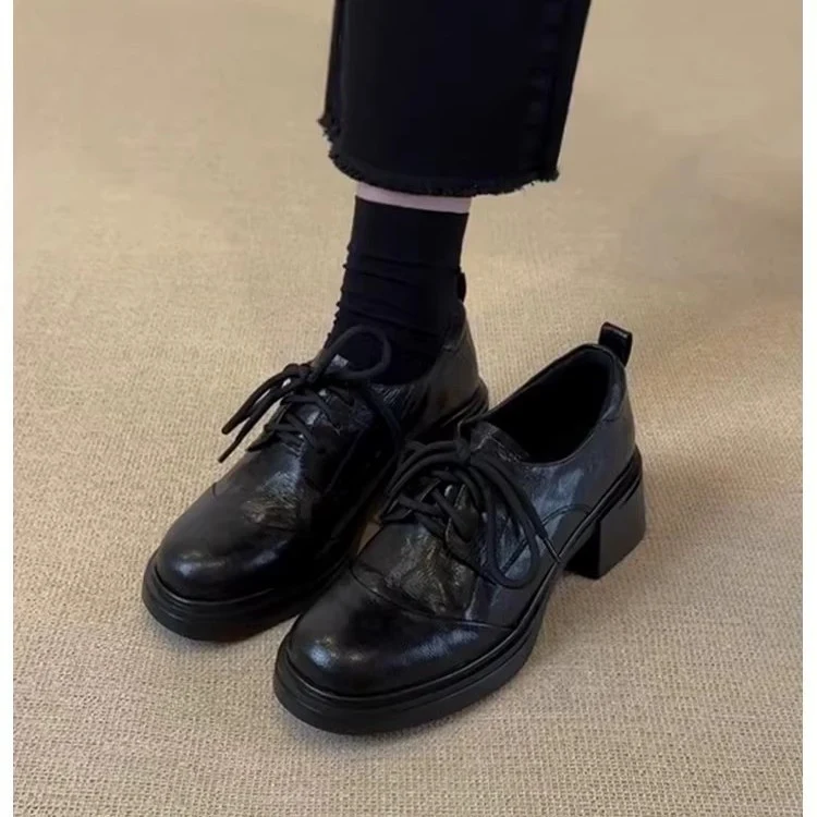 Damen Elegante Schnür‑Derby mit mittelhohem Blockabsatz und profilierter Plateau‑Sohle Drune