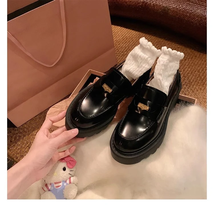 Damen Chunky Loafer mit Plateau-Profilsohle und goldener Zierspange Drune