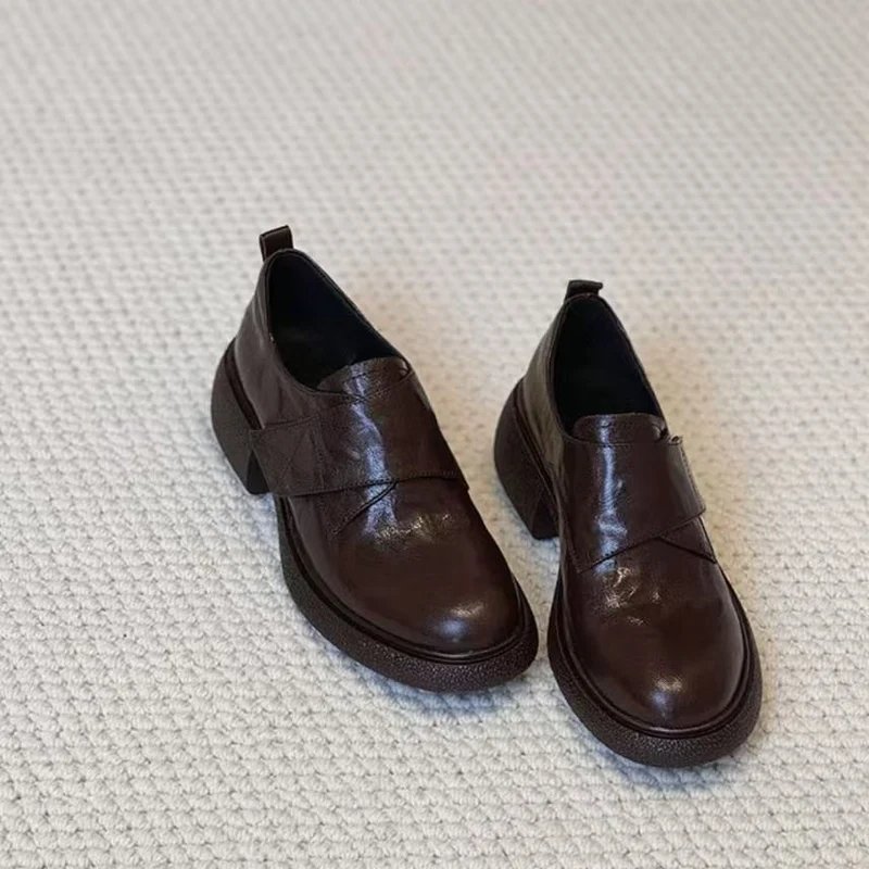 Damen Chunky Loafer mit Plateau-Blockabsatz und verstellbarem Klettriemen Drune