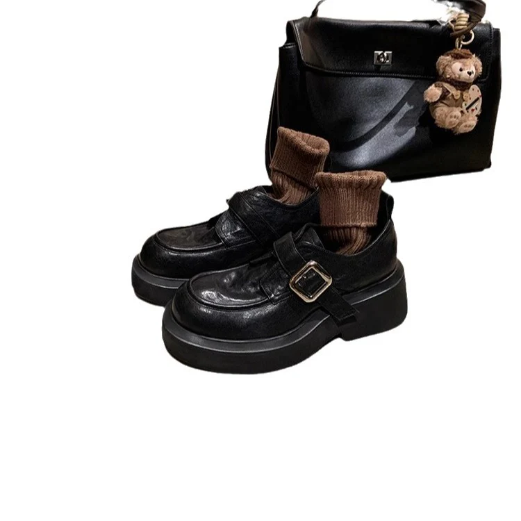Damen Chunky-Loafer mit markanter Plateausohle und dekorativem Schnallenriemen Drune