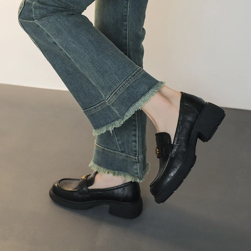 Damen Chunky‑Loafer aus Glattleder mit Emblem‑Applikation und profilierter Blocksohle Drune