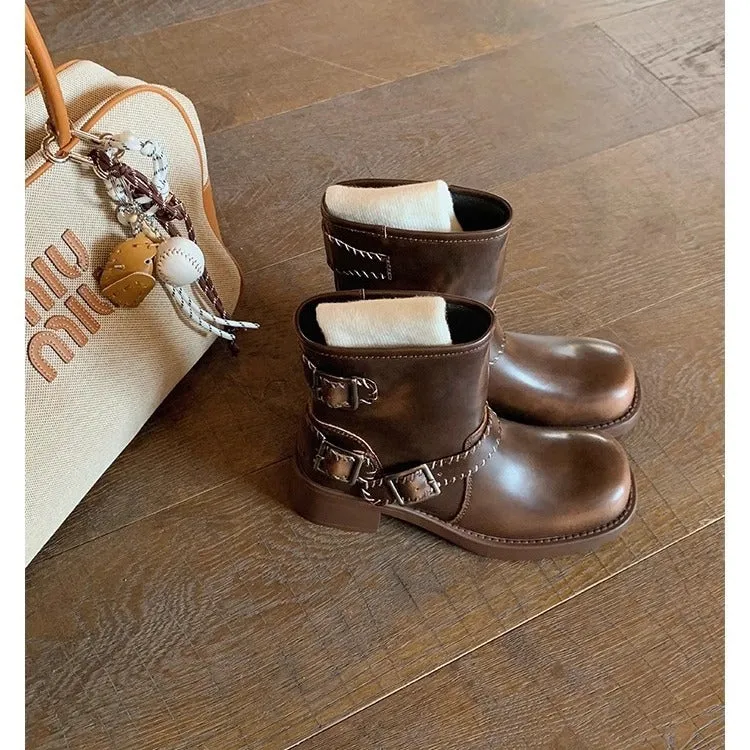 Damen Biker‑Stiefelette aus Glattleder mit dekorativer Ziernaht, Doppelriemen und robuster Profilsohle Drune