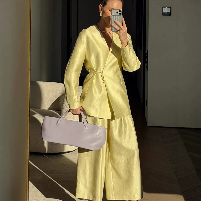 Damen Zweiteiliges Wickelblazer-Set mit Bindegürtel und hochgeschnittener weiter Plisseehose Drune