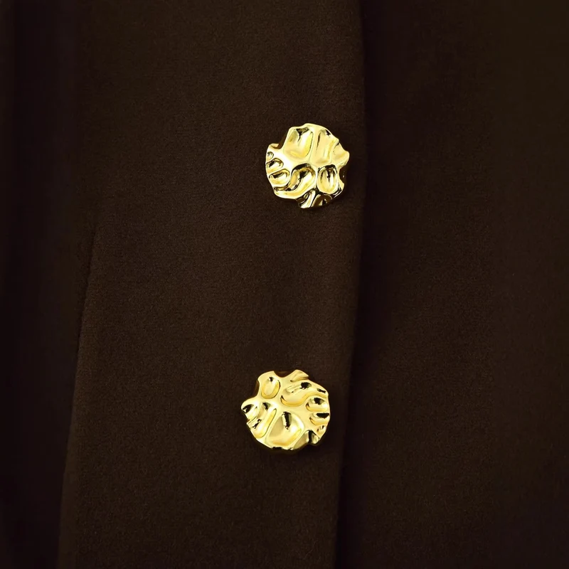 Damen Zweiteiliges tailliertes Blazer- und Minirock-Set mit goldener Schmuckknopfleiste Drune