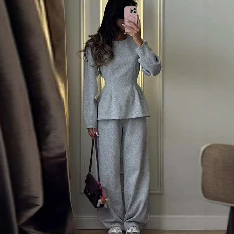 Damen Zweiteiliges Komfort-Lounge-Set mit Langarmshirt und weiter Jogginghose Drune