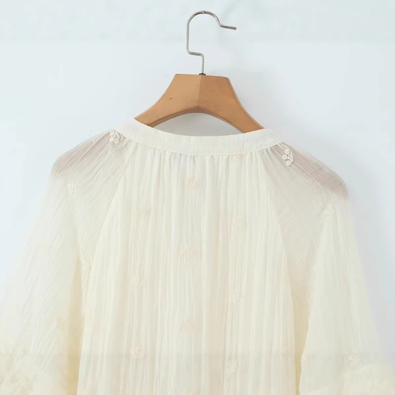 Damen Voluminöses Boho-Minikleid mit Rüschen, Trompetenärmeln und Quastenband Drune