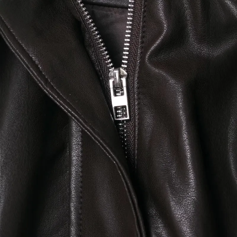 Damen Voluminöse Kunstleder-Capejacke mit hohem Stehkragen und Kordelzug Drune