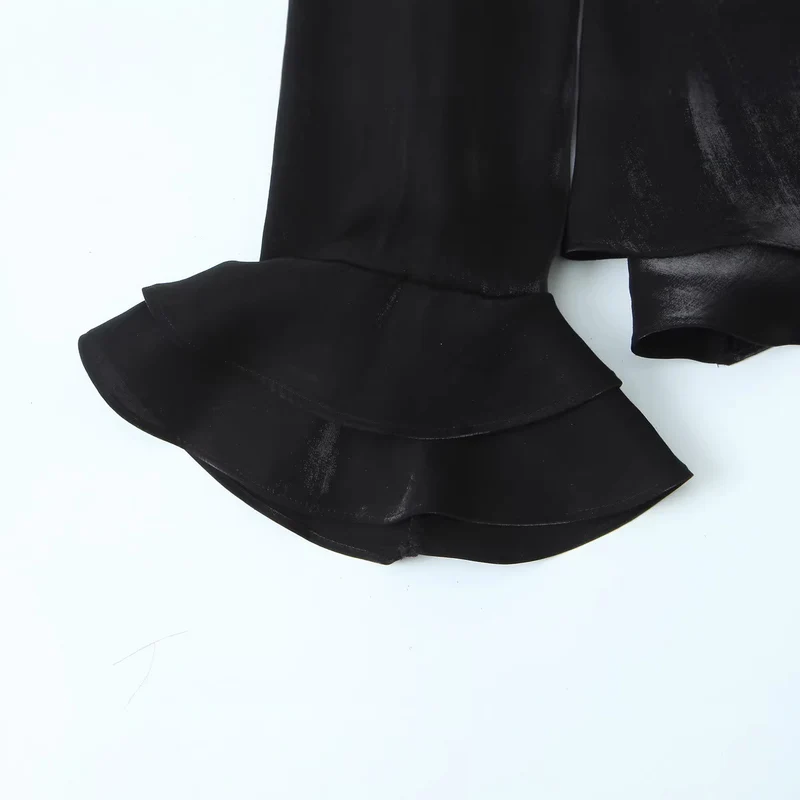 Damen Volantbluse aus Satin mit Stufenrüschen und Glockenärmeln Drune