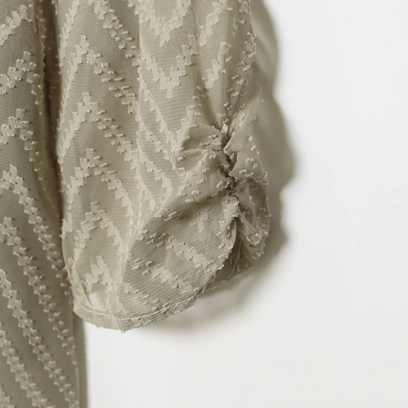 Damen V‑Ausschnitt Mini‑Kleid mit Jacquardstruktur und geraffter Taille Drune