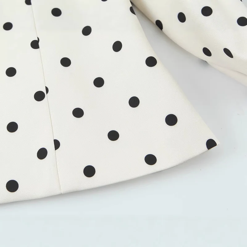 Damen Taillierte Polka‑Dot Blusenjacke mit Volumenärmeln und goldenen Schmuckknöpfen Drune