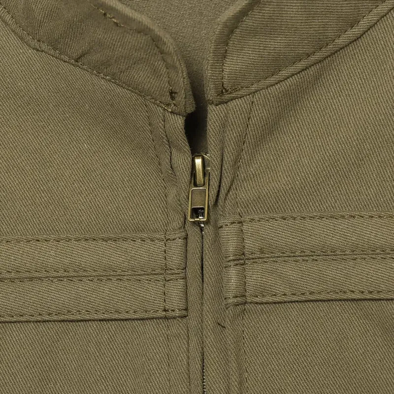 Damen Taillierte Militärinspirierte Kurzjacke mit Stehkragen und Zierknopfleisten Drune