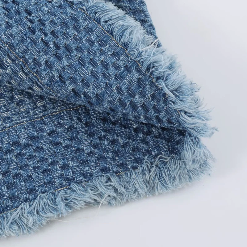 Damen strukturierte Kurzjacke aus Bouclé-Denim mit Fransensaum Drune
