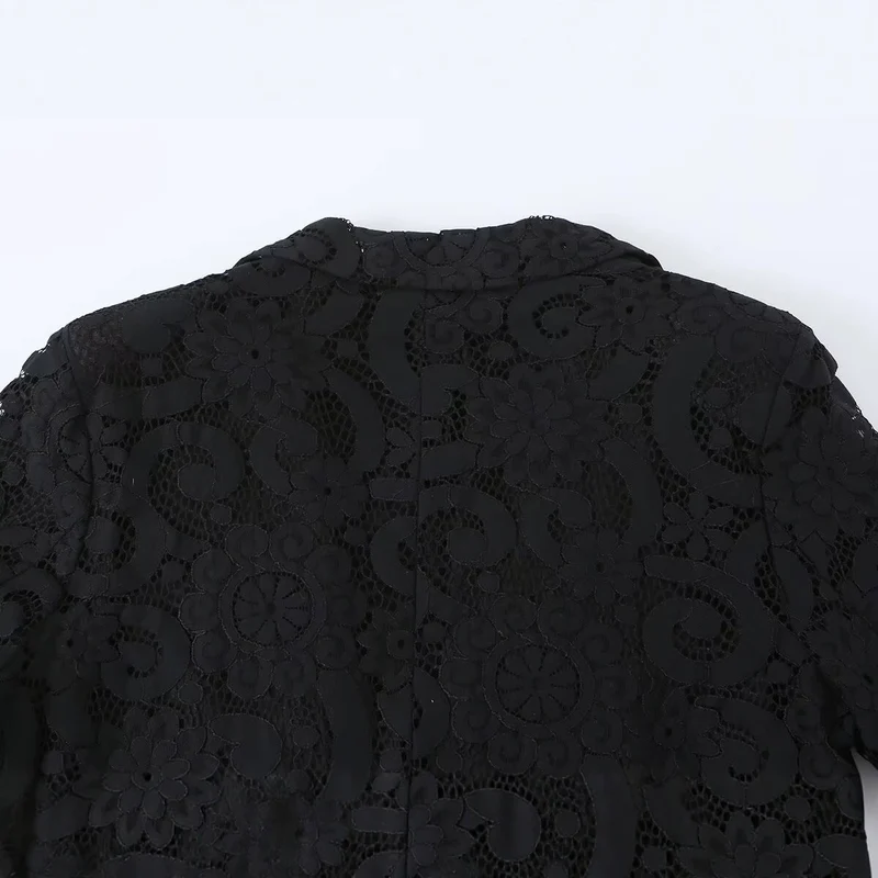 Damen Spitzenblazer mit floraler Lochspitze und femininer Silhouette Drune