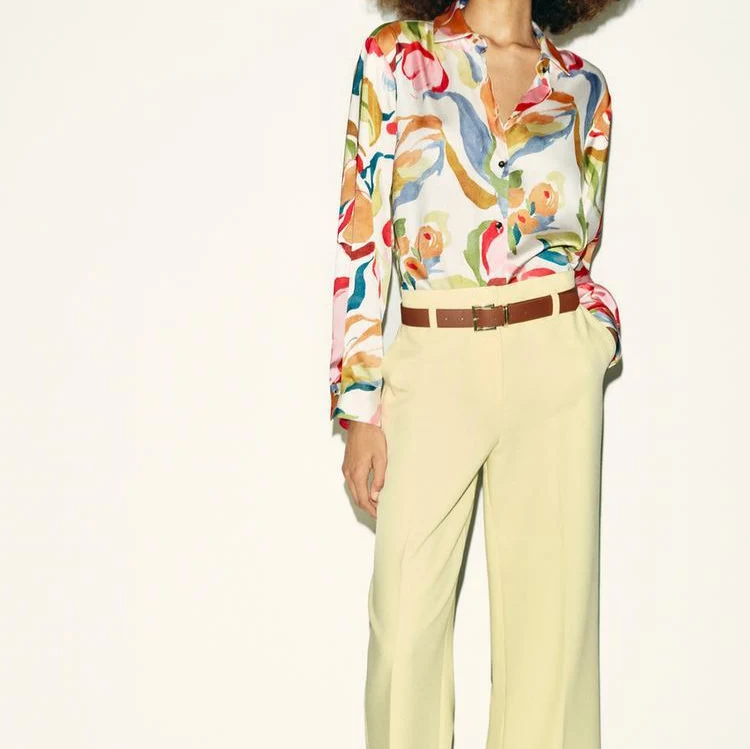 Damen Seidenimitat-Bluse mit Aquarell-Print und Hemdkragen Drune