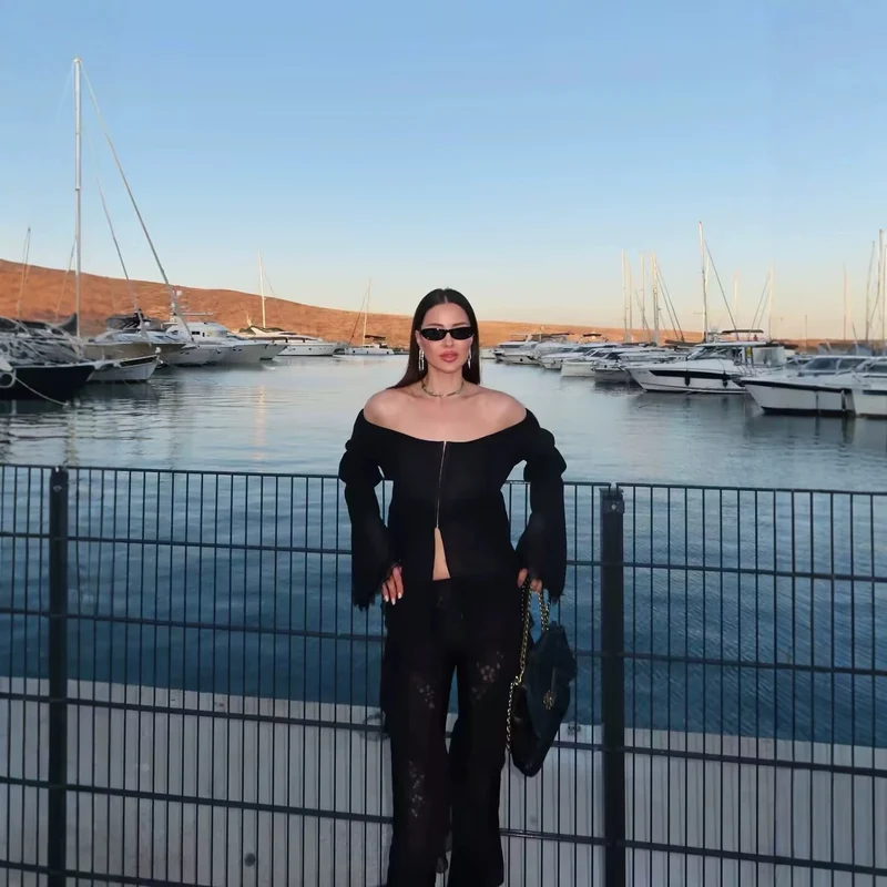 Damen Schulterfreies Chiffon-Top mit Carmen-Ausschnitt, geraffter Taille und voluminösen Volantärmeln Drune