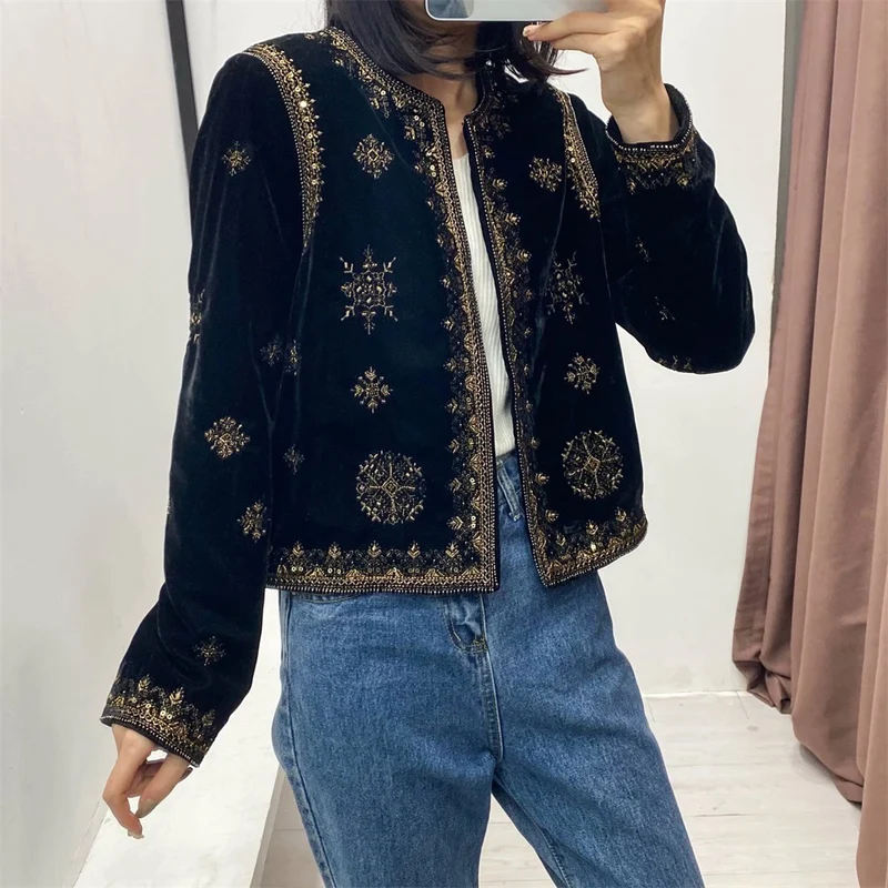 Damen Samt-Kurzjacke mit ornamentaler Perlen- und Zierstickerei Drune