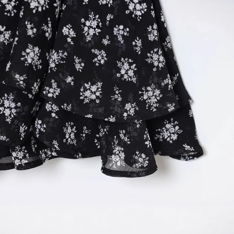 Damen Wickel-Minikleid mit Volantrock, tiefem V‑Ausschnitt und Trompetenärmeln Drune
