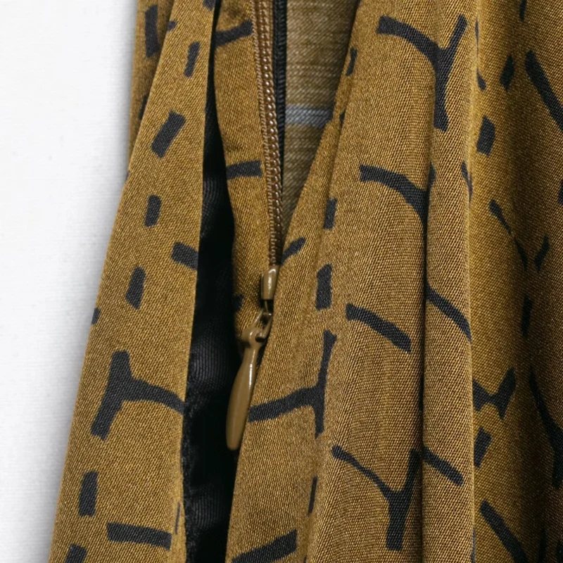Damen Weite Palazzo-Hose mit asymmetrischem Volantsaum Drune