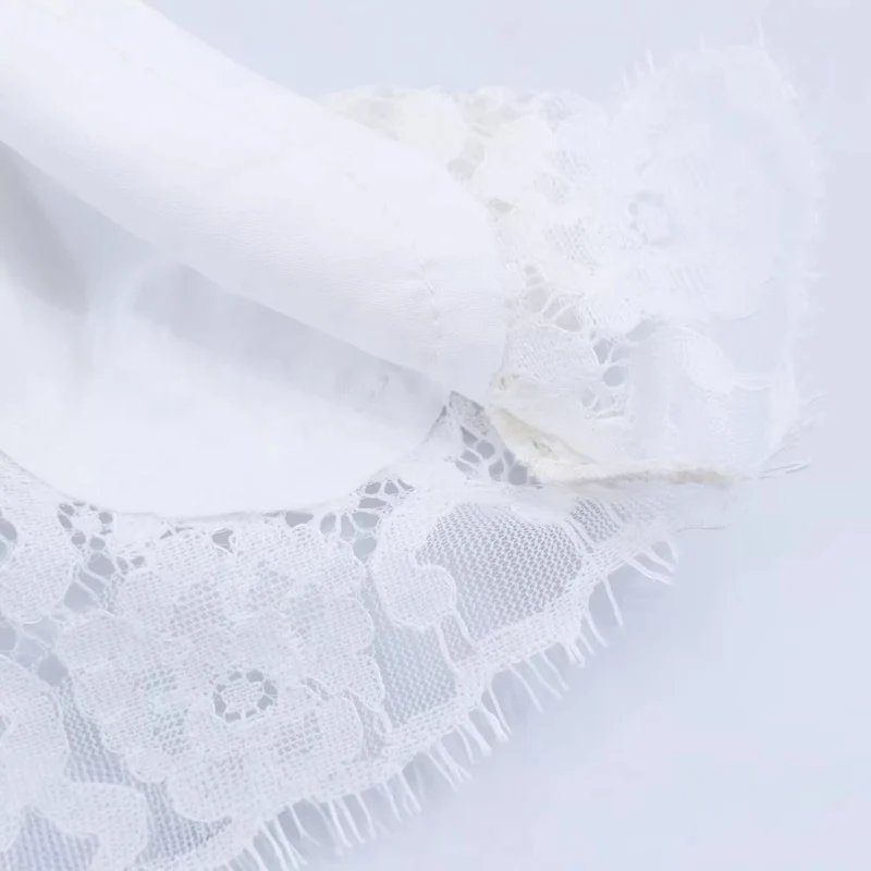 Damen Langes Relaxed‑Shirt mit Rundhals und Spitzenbesatz am Saum Drune