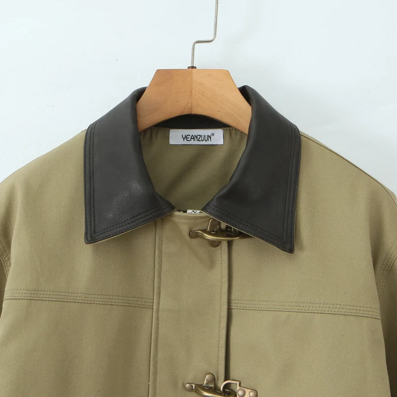Damen Kurzjacke mit Knebelverschlüssen und kontrastierendem Hemdkragen Drune