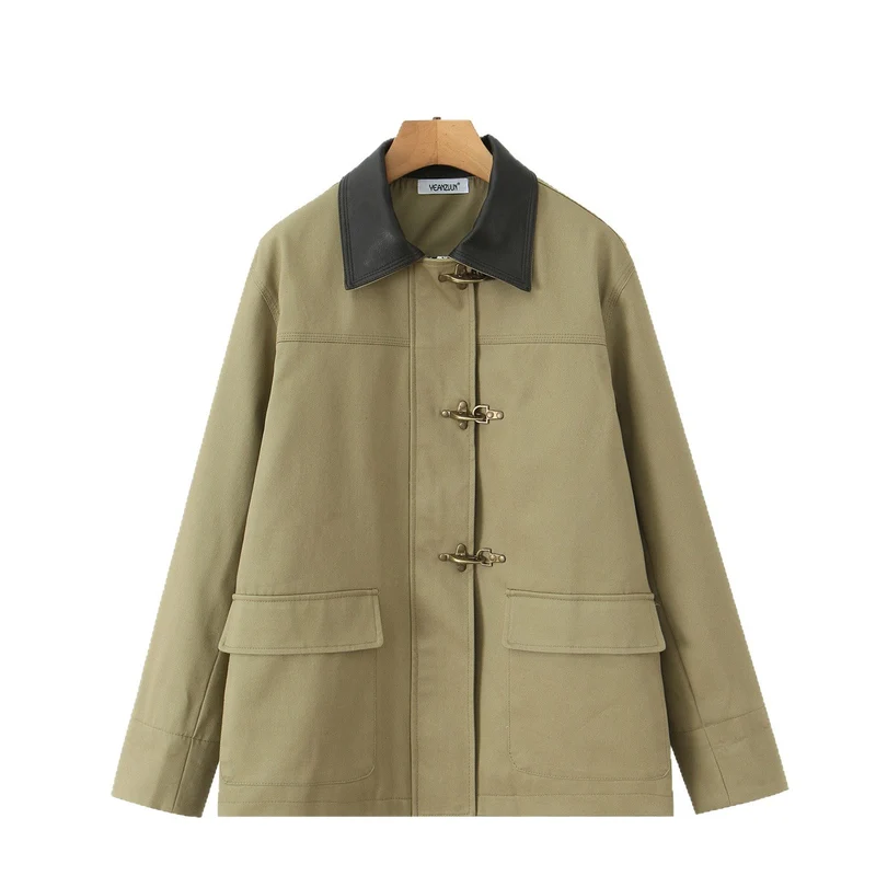Damen Kurzjacke mit Knebelverschlüssen und kontrastierendem Hemdkragen Drune