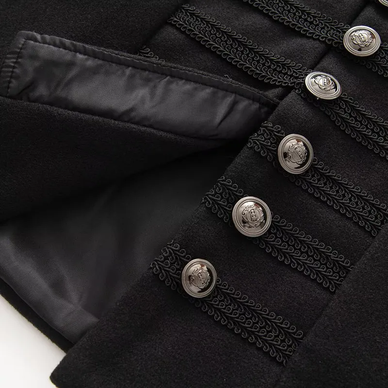 Damen Kurzjacke im Military‑Stil mit Stehkragen und Zierknopfleiste Drune