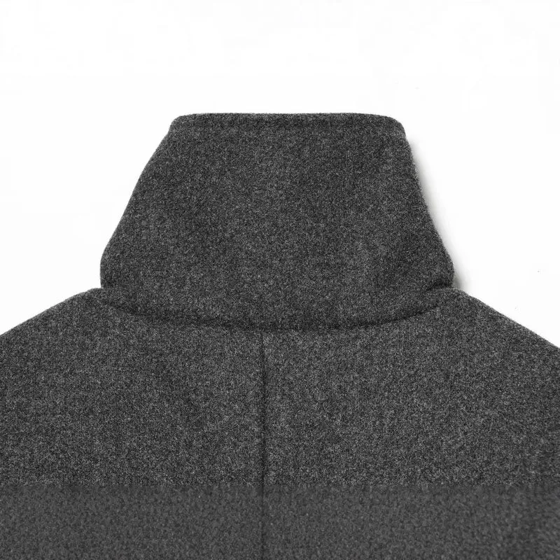 Damen Longline-Mantel mit Funnelkragen und minimalistischer Frontknopfleiste Drune