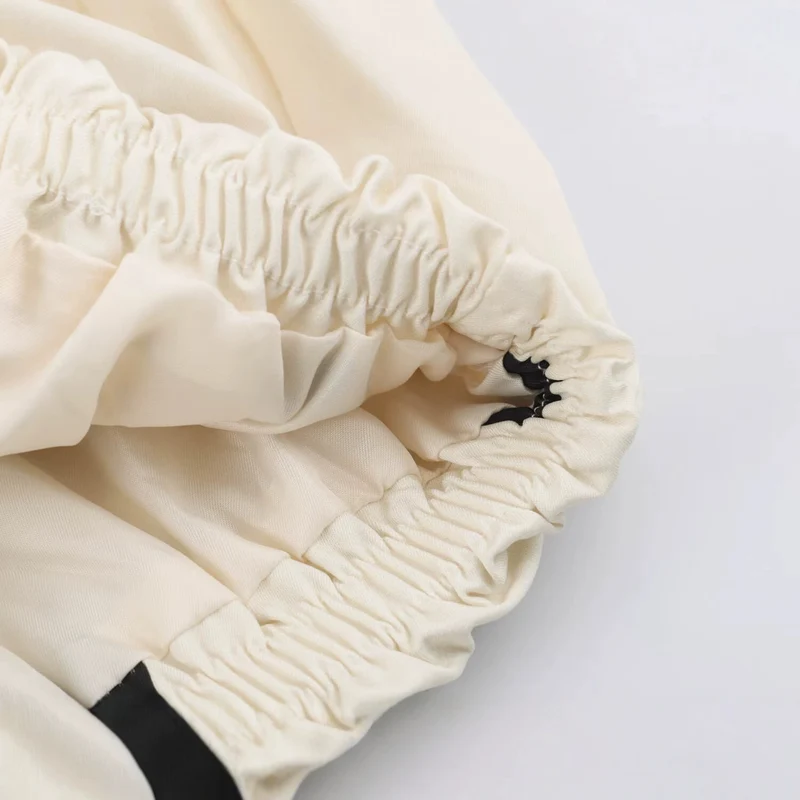 Damen Leichte gepunktete Regenjacke im Oversize-Cropped-Schnitt mit hohem Funnelkragen Drune