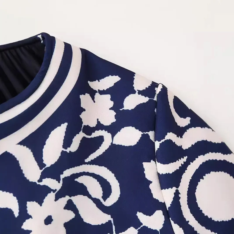Damen Leichte Blousonjacke im floralen Muster mit Rundhals, Balloonärmeln und kontrastierenden Streifen Drune
