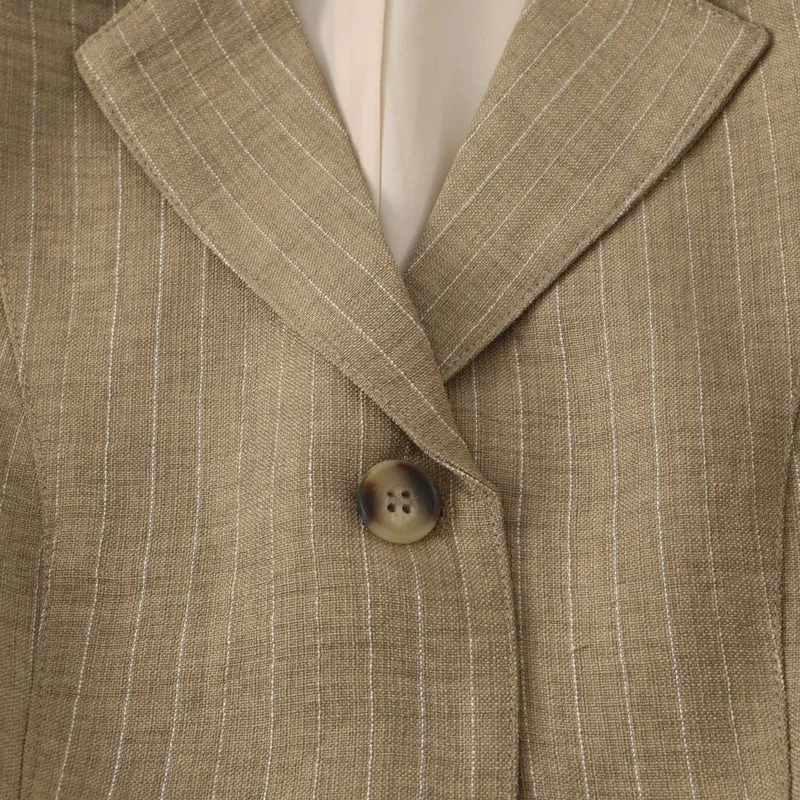 Damen Leicht taillierter einreihiger Blazer im Vintage‑Tailoring mit eingesetzten Pattentaschen Drune